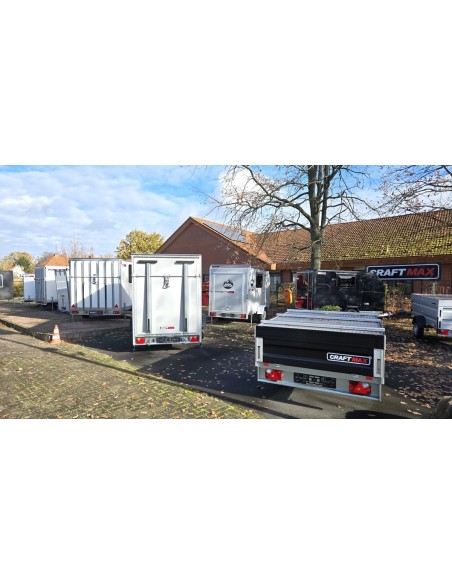 CRAFTMAX-Messezentrum-fuer-PKW-Anhaenger-Caravan-Verkaufstrailer-Baumaschinen-am-S-Bhnhof-Koenigs-Wusterhausen-9