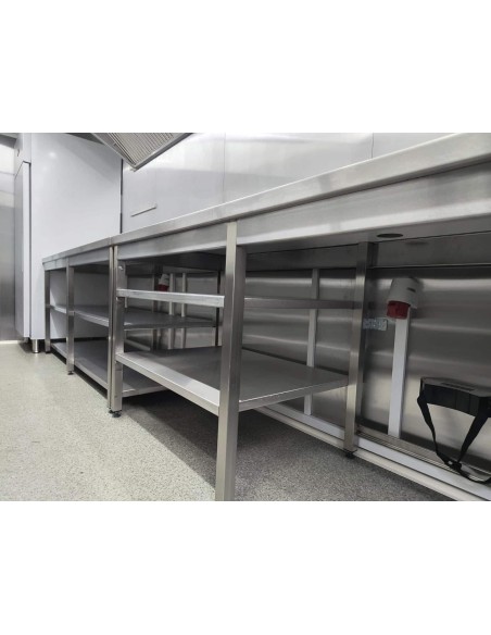 CRAFTMAX-Verkaufsanhaenger-2700-Gastro-voll-ausgestattet-2700kg-Tandem-9