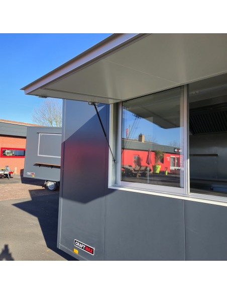 Verkaufsanhaenger1350kg-gebremst-3.95x1.99x2.18m-Thermo-Sandwichpanele-mit-grosser-Verkaufsklappe-Stuetzen-2