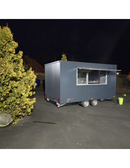 Verkaufsanhaenger-Tandem-2700-Edelstahl-Gastro-voll-ausgestattet-4.20x2.20x2.30m-Thermo-Sandwichpanele-E-Paket-3