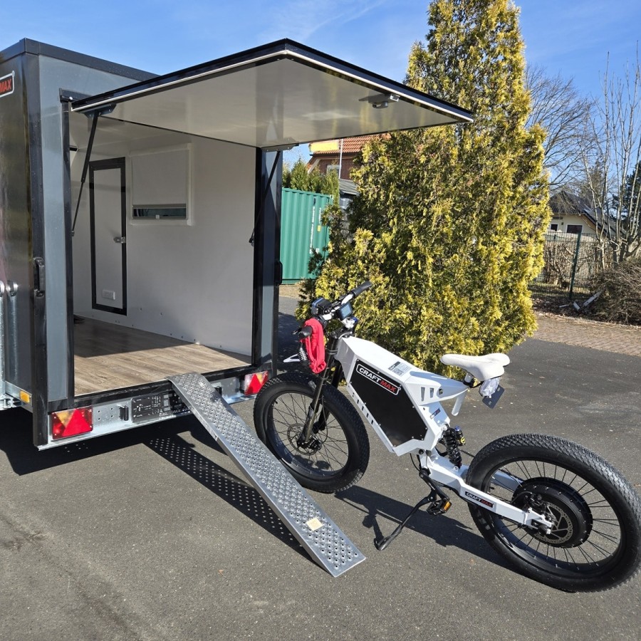 CRAFTMAX-OffRoad-line®-750-miniCamp-PKW-Anhaenger-3.05x1.47x1.60m-mit-Klappe-nach-oben-2-Fenster-Tuer-E-Paket-100kmh-gebremst-12