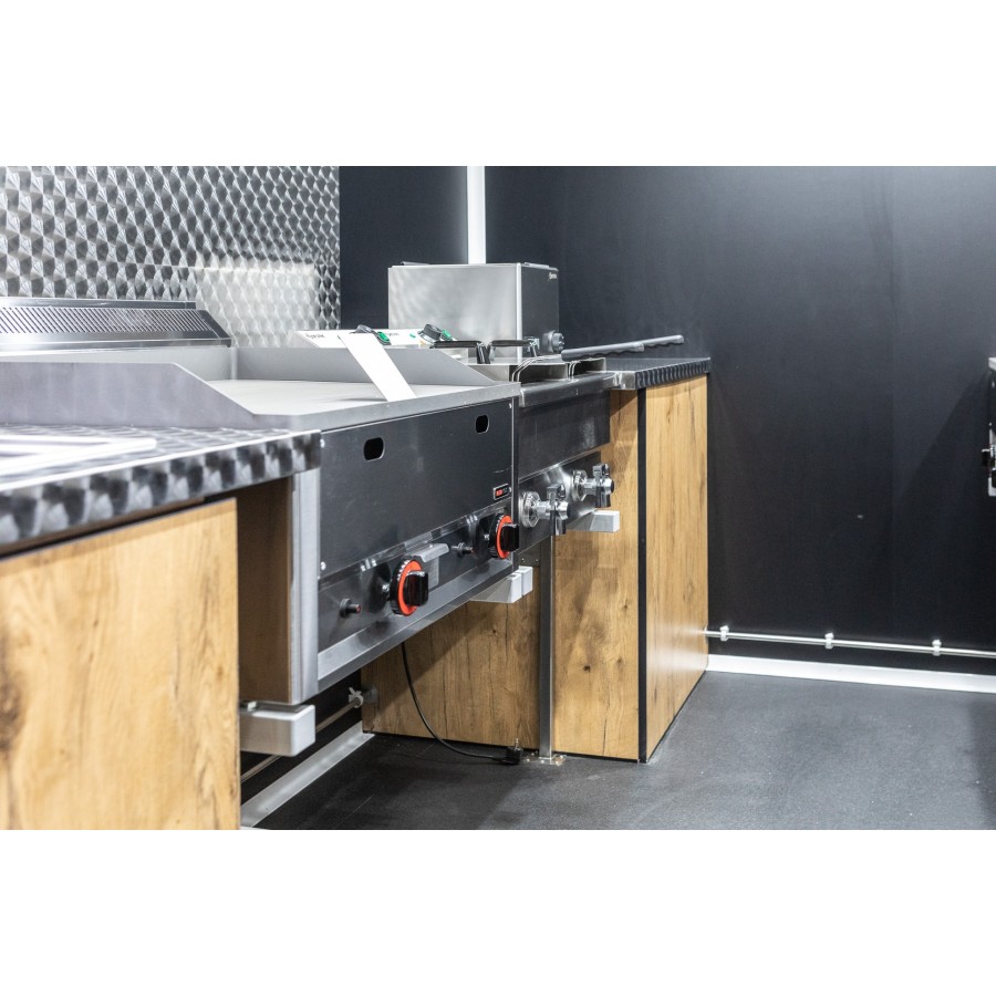 MAN-TGE-3.180-2.0-TDI-130KW-Foodtruck-Edelstahl-Gastro-voll-ausgestattet-8