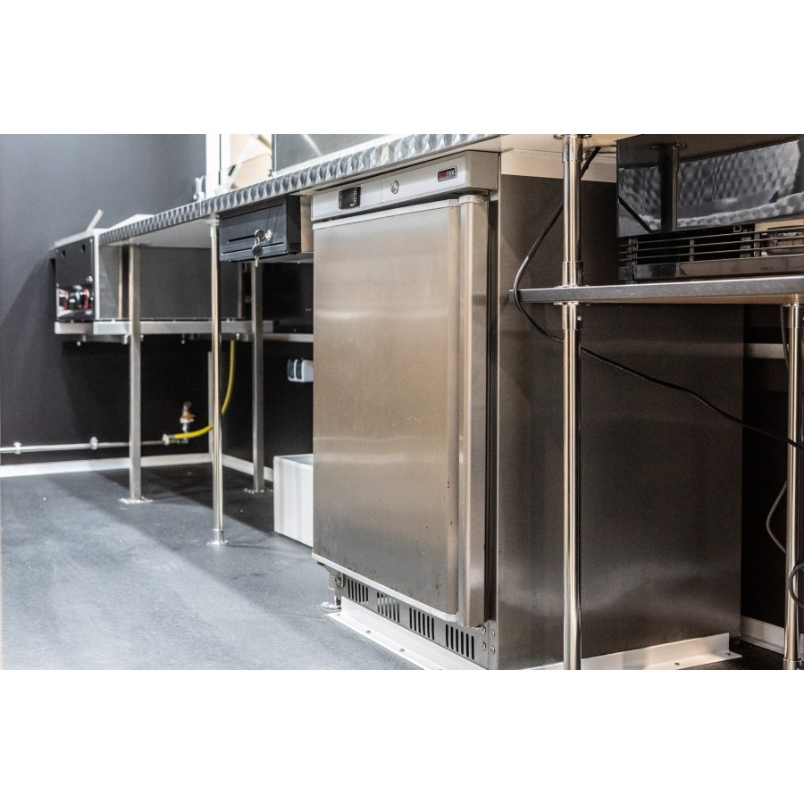 MAN-TGE-3.180-2.0-TDI-130KW-Foodtruck-Edelstahl-Gastro-voll-ausgestattet-11