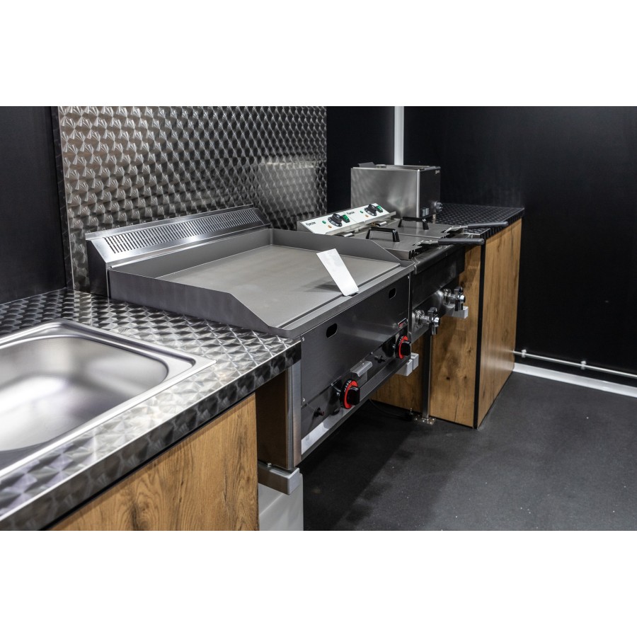 MAN-TGE-3.180-2.0-TDI-130KW-Foodtruck-Edelstahl-Gastro-voll-ausgestattet-12
