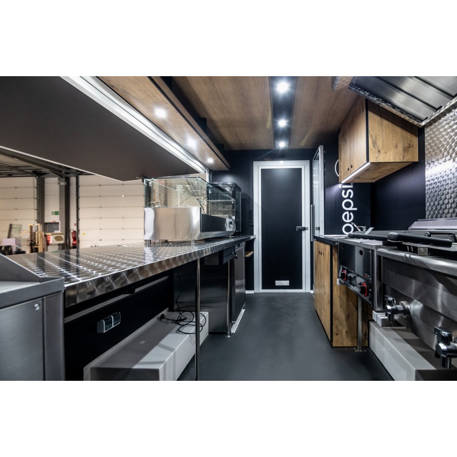 MAN-TGE-3.180-2.0-TDI-130KW-Foodtruck-Edelstahl-Gastro-voll-ausgestattet-21
