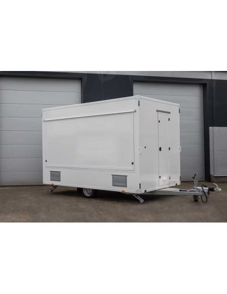CRAFTMAX®-Verkaufsanhaenger-Kuehlthekenanhaenger-1500-mit-Thermo-Sandwichpanelen-seitlicher-Verkaufsklappe-Kurbelstuetzen-Elektr