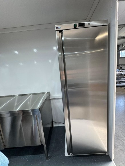 CRAFTMAX®-Verkaufsanhaenger-Imbisswagen-1500-Edelstahl-Gastro-Luxus-voll-ausgestattet-6