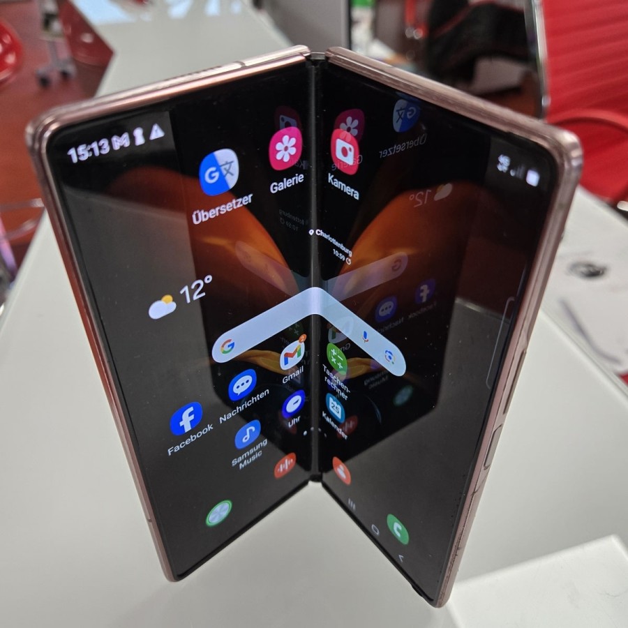 Samsung-Galaxy-Z-Fold-2-5G-256GB-75-Zoll-Display-3-Kameras-ohne-Vertrag-gebraucht-mystic-bronze-8