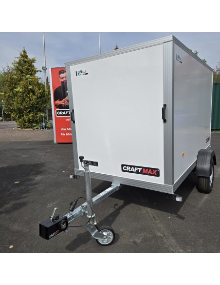 CRAFTMAX-750-Kofferanhaenger-mit-Rampe-2.55×1.42×1.53m-Unique-Sandwichpanele-ungebremst-100kmh-4