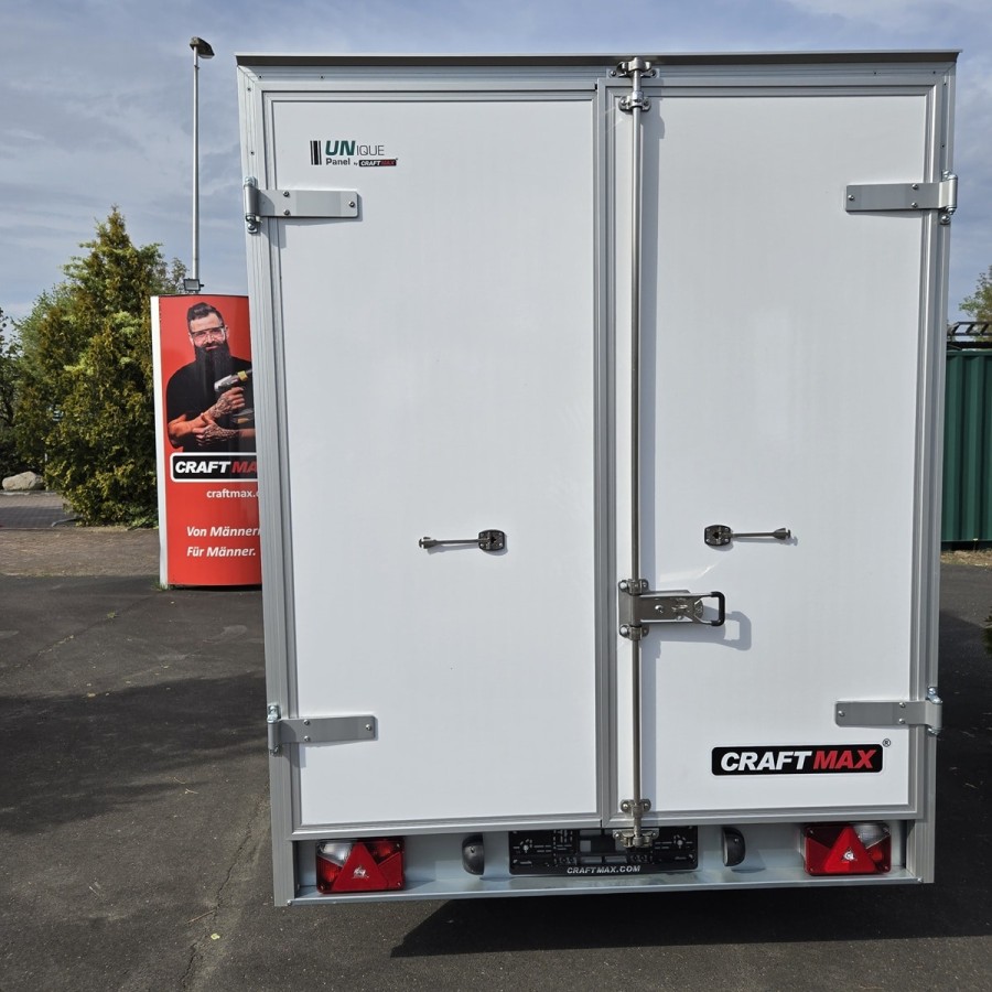 CRAFTMAX-2600-Tandem-Kofferanhaenger-Doppeltuer-4.26×1.75×1.94m-Unique-Sandwich-GFK-Oberflaeche-Innenleuchte-Stuetzen-100kmh-5