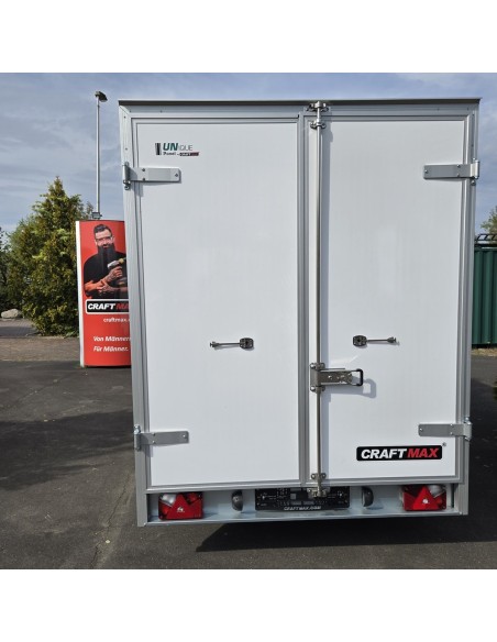 CRAFTMAX-2600-Tandem-Kofferanhaenger-Doppeltuer-4.26×1.75×1.94m-Unique-Sandwich-GFK-Oberflaeche-Innenleuchte-Stuetzen-100kmh-5