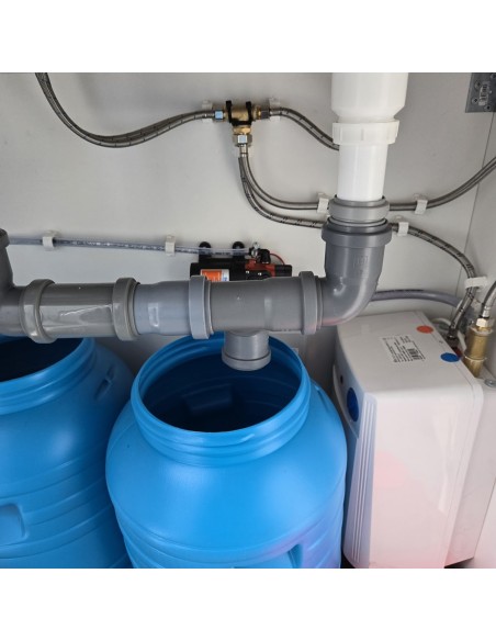 Verkaufsanhaenger-1350-Thermo-Sandwichpanele-4.00x2.00x2.20m-Elektroinstallation-Waschbecken-Durchlauferhitzer-13