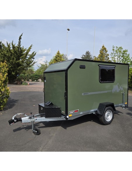CRAFTMAX-OffRoad-min-i-Campinganhaenger-Heckklappe-Seitenfenstern-220-Volt-Deichselbox-100kmh-17