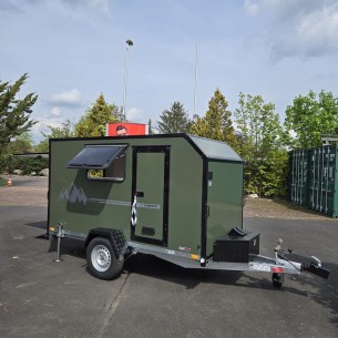 CRAFTMAX-OffRoad-min-i-Campinganhaenger-Heckklappe-Seitenfenstern-220-Volt-Deichselbox-100kmh-1