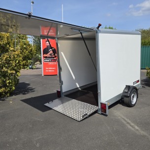 CRAFTMAX-1300-Hydraulischer-Absenkanhaenger-Motorradtransporter-ThermoSandwich-Kofferaufbau-8
