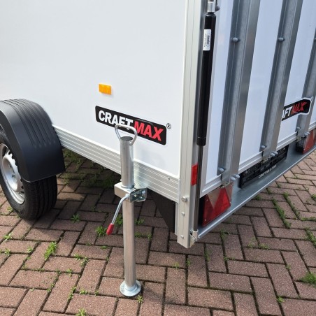 750-kg-Kofferanhaenger-mit-Rampe-2.55×1.42x1.53m-Unique-Sandwichpanele-Seitenstuetze