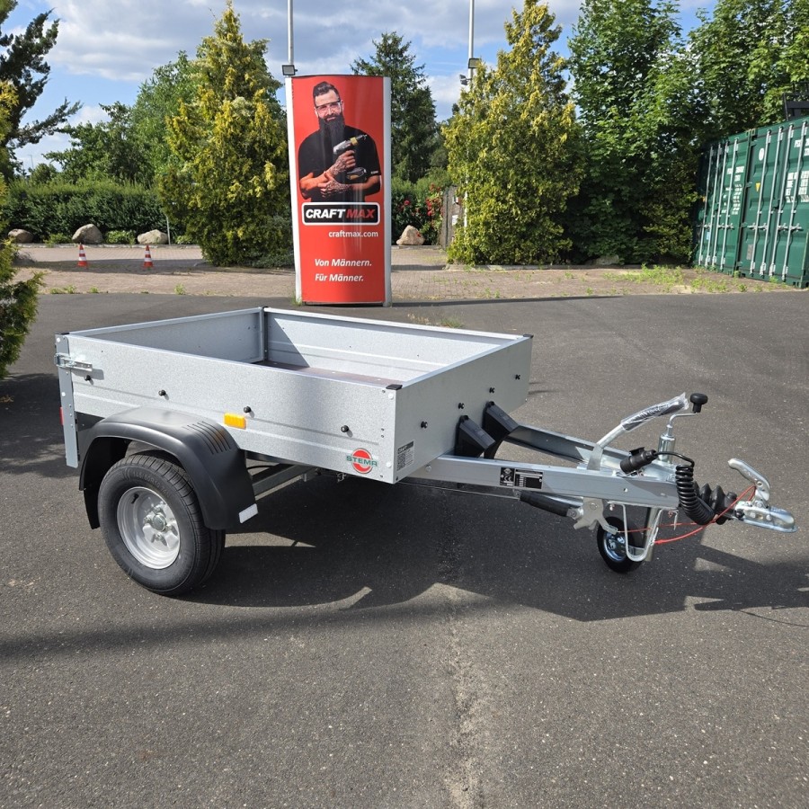 STEMA-Mini-750-gebremst-–-der-kleinste-PKW-Anhaenger-Deutschlands-1.33×1.08×0-1