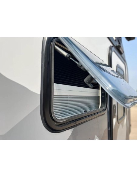 CRAFTMAX-OffRoad-Mini-Caravan-1000-ThermoSandwich-2.11x1.22x1.22m-vollausgestattet-mit-Moebel-Bett-Fenster-Tuer-Solar-100kmh-12