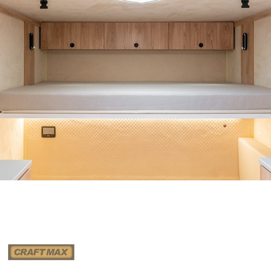 OffRoad-Caravan-BLACK-ROAD-SOLAR-2700-Tandem-Luxus-Innenausstattung-17