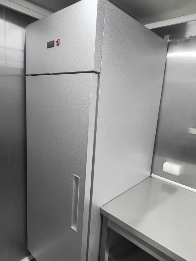 CRAFTMAX-Verkaufsanhaenger-2700-Gastro-voll-ausgestattet-2700kg-Tandem-4