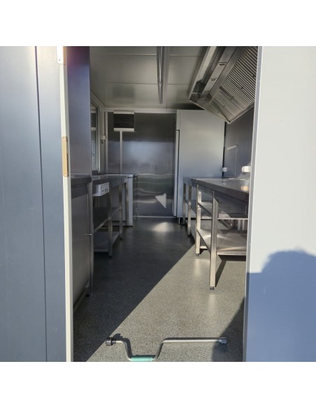 Verkaufsanhaenger-Tandem-2700-Edelstahl-Gastro-voll-ausgestattet-4.20x2.20x2.30m-Thermo-Sandwichpanele-E-Paket-7