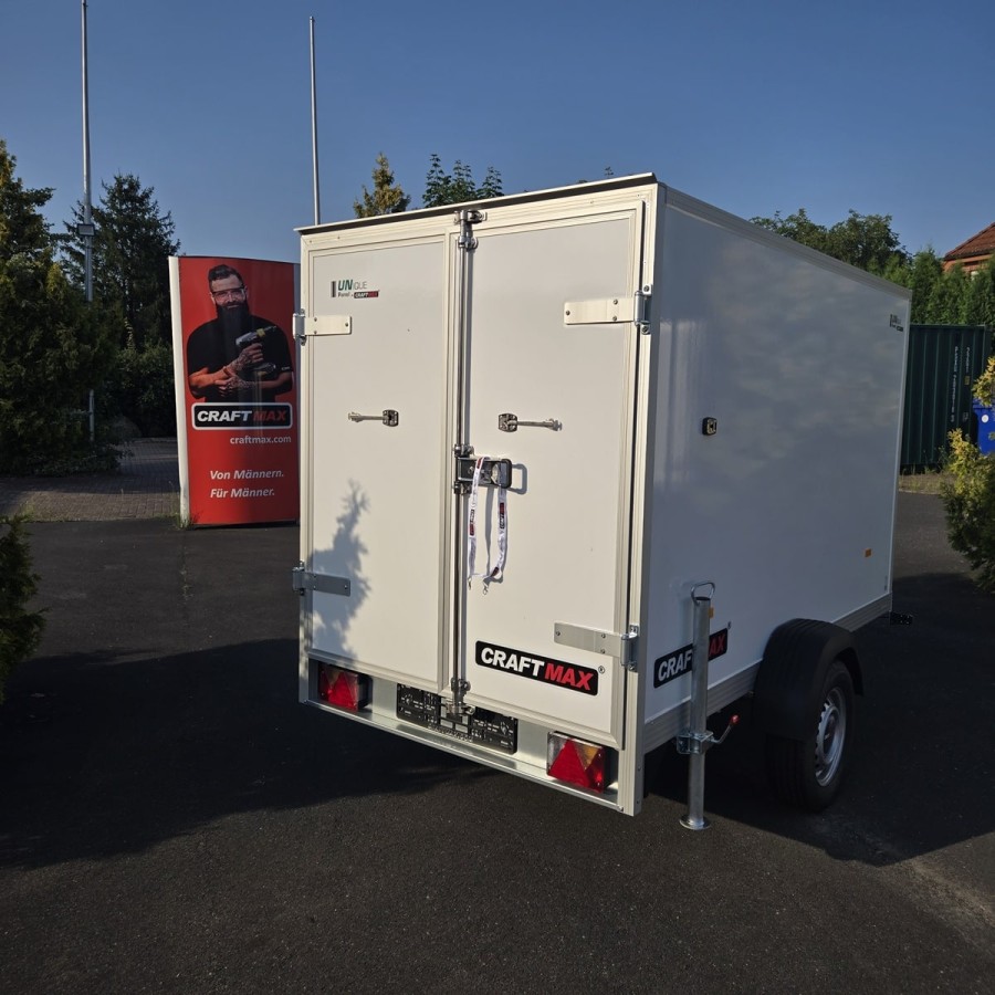 CRAFTMAX-750kg-Kofferanhaenger-zwei-Fluegeltueren-2.55×1.42×1.53m-Unique-Sandwichpanele-ungebremst-100kmh-1