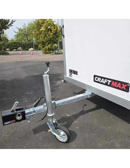 CRAFTMAX-750-Kofferanhaenger-mit-Rampe-2.55×1.42×1.53m-Unique-Sandwichpanele-ungebremst-100kmh-5