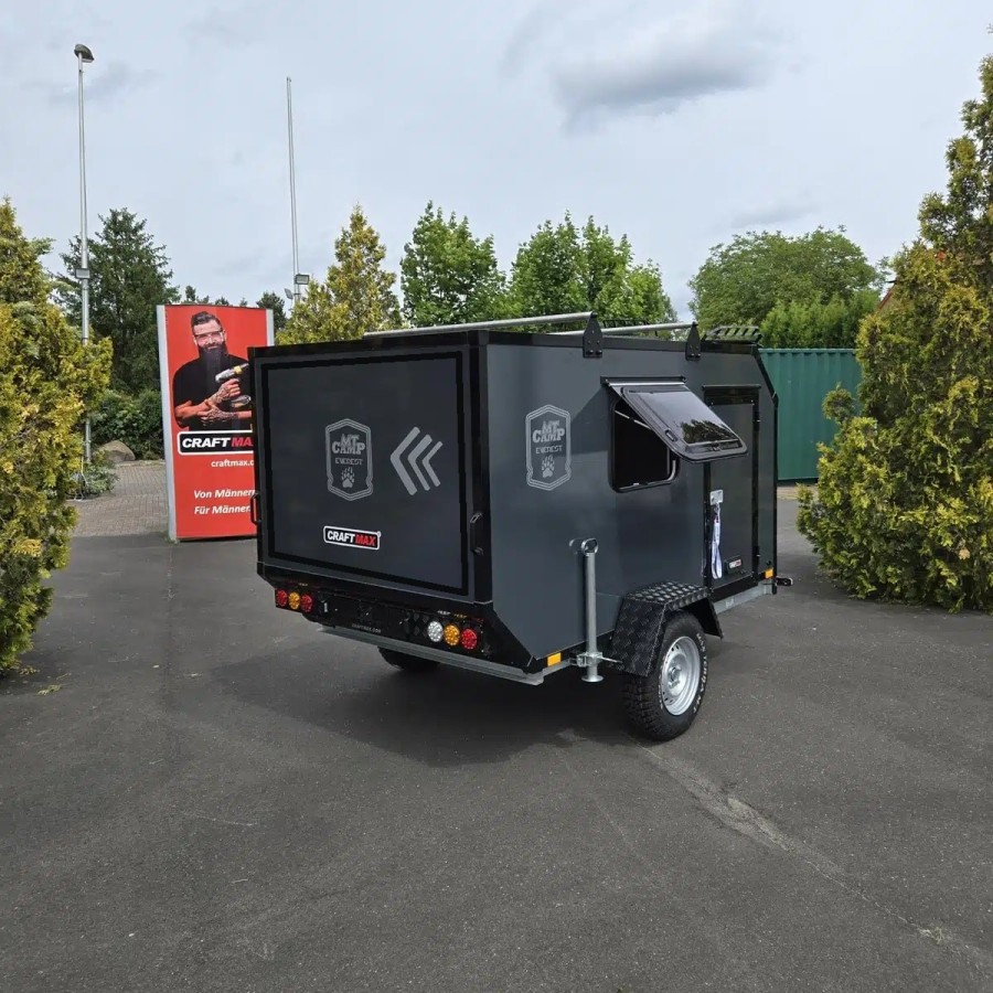 OffRoad-Camping-anhaenger-1000kg-mit-Heckklappe-Tuer-2-Fenster-2-Dachtraeger-variabler-Innen-Trennwand-MT-Reifen-3