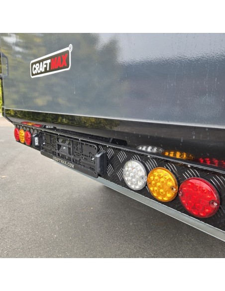 CRAFTMAX-OffRoad-Mini-Campinganhaenger-1000kg-ohne-Zwischenwand-mit-geschlossener-Heckklappe-Tuer-2-Fenster-100kmh-2