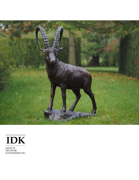 Steinbock-Bronzeskulptur-beeindruckende-handgefertigte-Skulptur-fuer-Ihren-Garten-Park-Villa