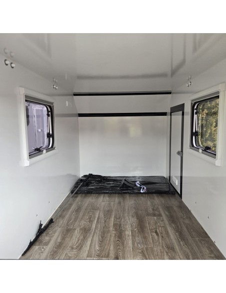 OffRoad-Campinganhaenger-750kg-2.80x1.47x1.40m-Heckklappe-Tuer-2-Fenster-variable-Zwischenwand-100kmh-4