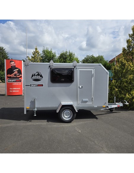 OffRoad-750-mini-Camper-PKW-Anhaenger-3.05x1.47x1.60m-Klappe-nach-oben-2-Fenster-Tuer-3-Dachtraeger-100kmh-gebremst-1