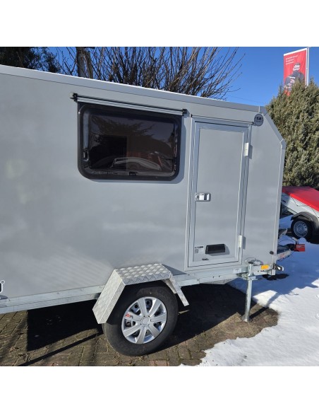 Campinganhaenger-Radkappen-14-Zoll-Radzierblenden-silber-1
