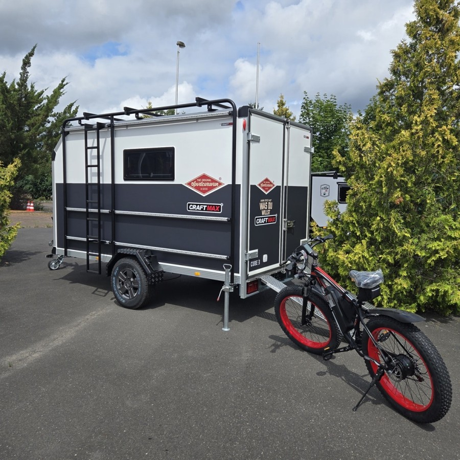 Sportcaravan®-Cube-3-OffRoad-Camping-Anhaenger-1250kg-Thermo-Sandwich-GFK-halfgrey-100kmh-3