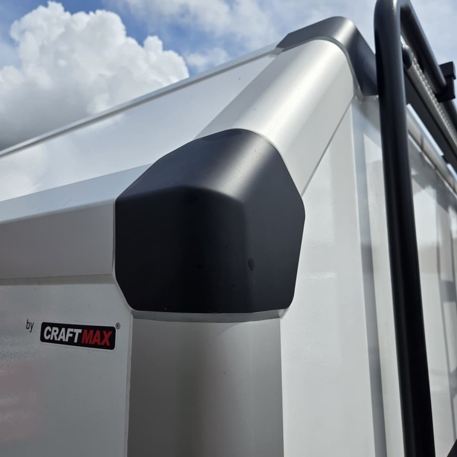 Sportcaravan®-Cube-3-OffRoad-Camping-Anhaenger-1250kg-Thermo-Sandwich-GFK-halfgrey-100kmh-7
