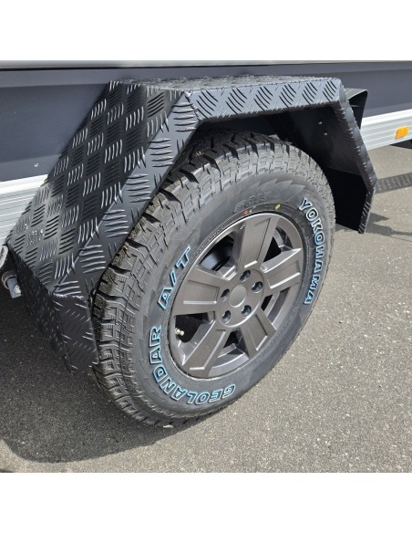 Sportcaravan®-Cube-3-OffRoad-Camping-Anhaenger-1250kg-Thermo-Sandwich-GFK-halfgrey-100kmh-8