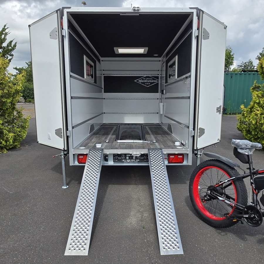 Sportcaravan®-Cube-3-OffRoad-Camping-Anhaenger-1250kg-Thermo-Sandwich-GFK-halfgrey-100kmh-31