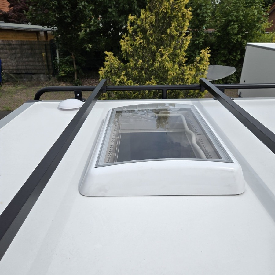 Sportcaravan®-Cube-3-OffRoad-Camping-Anhaenger-1250kg-Thermo-Sandwich-GFK-halfgrey-100kmh-38