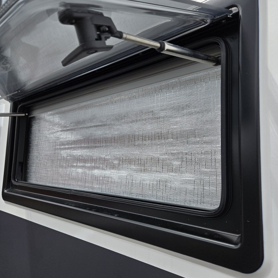 Sportcaravan®-Cube-3-OffRoad-Camping-Anhaenger-1250kg-Thermo-Sandwich-GFK-halfgrey-100kmh-47