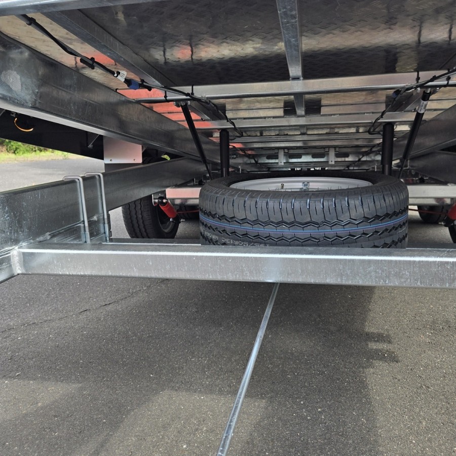 CRAFTMAX-SuperFlash-3500-Fahrzeugtransporter-Autotrailer-mit-schnell-kippbarer-Ladeflaeche-mit-Riffelblech-geschlossen-18