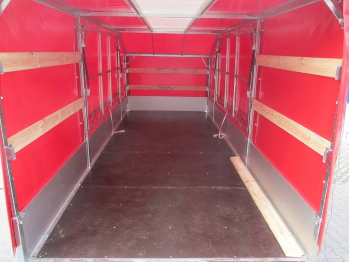 CRAFTMAX®-3500-Tridem-Fahrzeugtransporter-hydraulisch-kippbar-ALU-Bordwand-Hochplane-6
