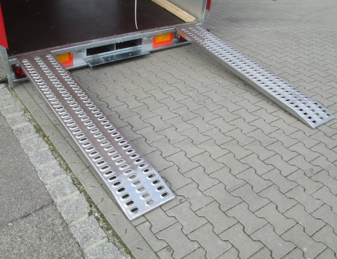 CRAFTMAX®-3500-Tridem-Fahrzeugtransporter-hydraulisch-kippbar-ALU-Bordwand-Hochplane-5