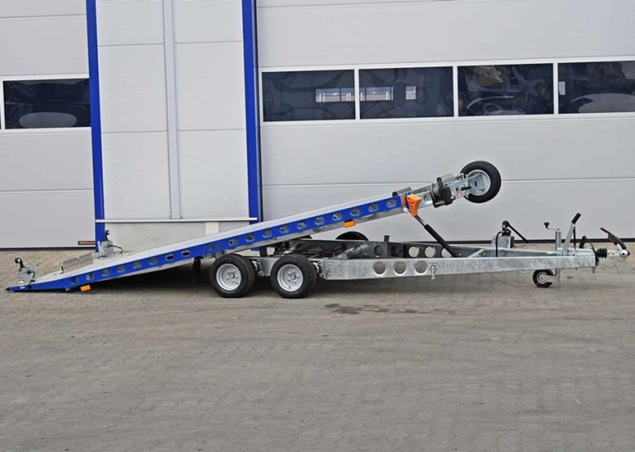 CRAFTMAX-3000-Tandem-Autotrailer-geschlossener-Alupaneelboden-kippbar-4.60x2.03m-Seilwinde-LED-9