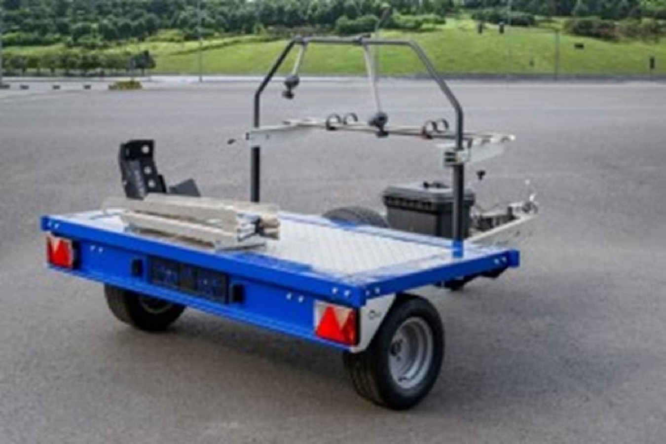 750kg-ALU-Motorradtransporter-2.00x1.00m-mit-Fahrradtraeger-Staubox-100-kmh-2