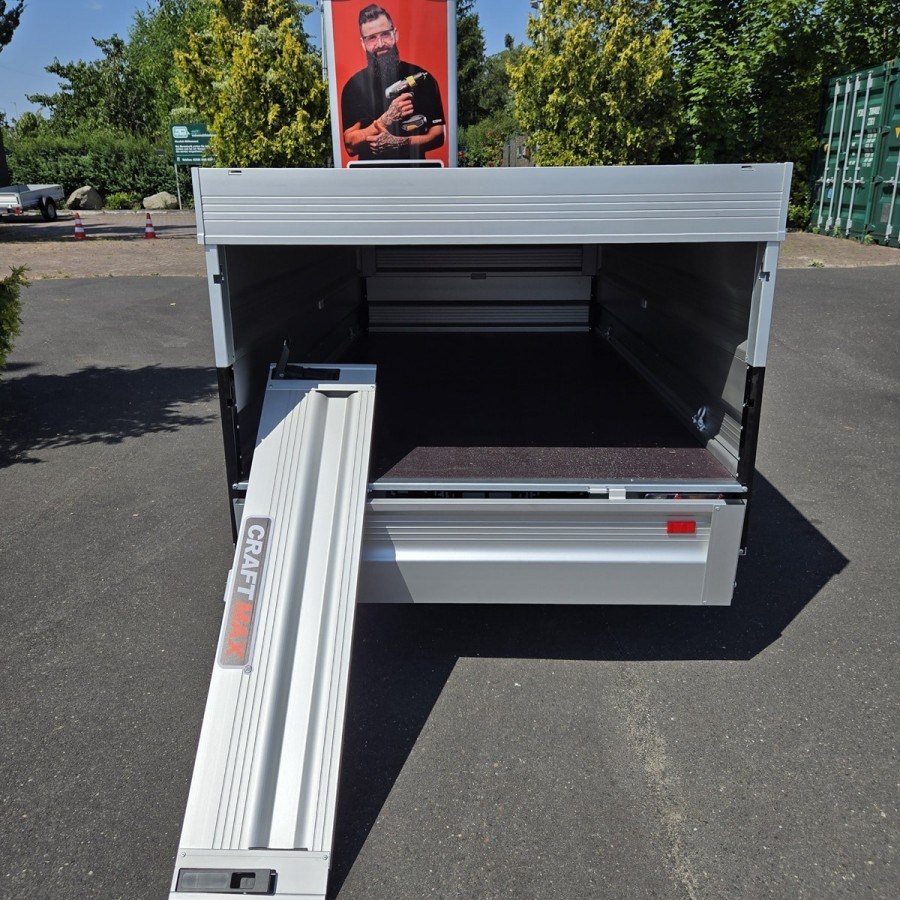 1300-ALU-Kastenanhaenger-2.50×1.26×0.70m-mit-Bordwandaufsatz-und-Deckel-gebremst-100-kmh-7