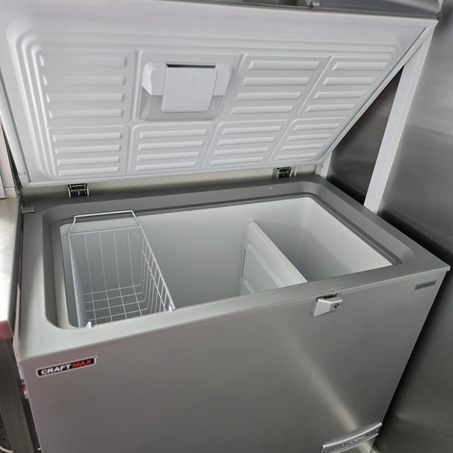 Edelstahl-Gastro-Tiefkuehltruhe-236-Liter-984x700x890mm-15°C-bis-25°C-Edelstahl-Klappdeckel-Schloss-Beleuchtung-fuer-Verkaufstra