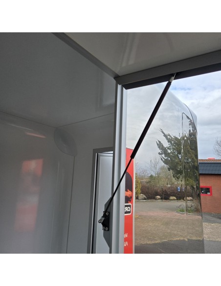 Verkaufsanhaenger-STREAMER-2700-3.75×2.25×2.30m-Edelstahl-Thermo-Sandwichpanele-mit-seitlicher-Verkaufsklappe-Stuetzen-ALU-Felge