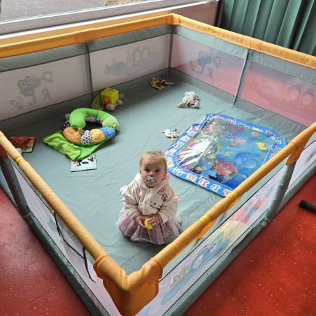 babyluzi®-Baby-Laufstall-200x180x65cm-Laufgitter-rutschfester-Boden-Indoor-Babyspielplatz-stabil-sicher