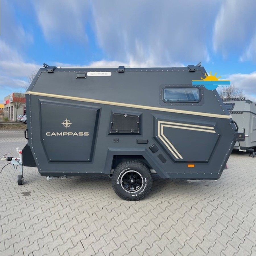 CAMPPASS®-CR-OFF-ROAD-DARKNESS-Camping-Anhaenger-mit-Aufstelldach-Bett-Kueche-BadWC-Solar-Paket-1