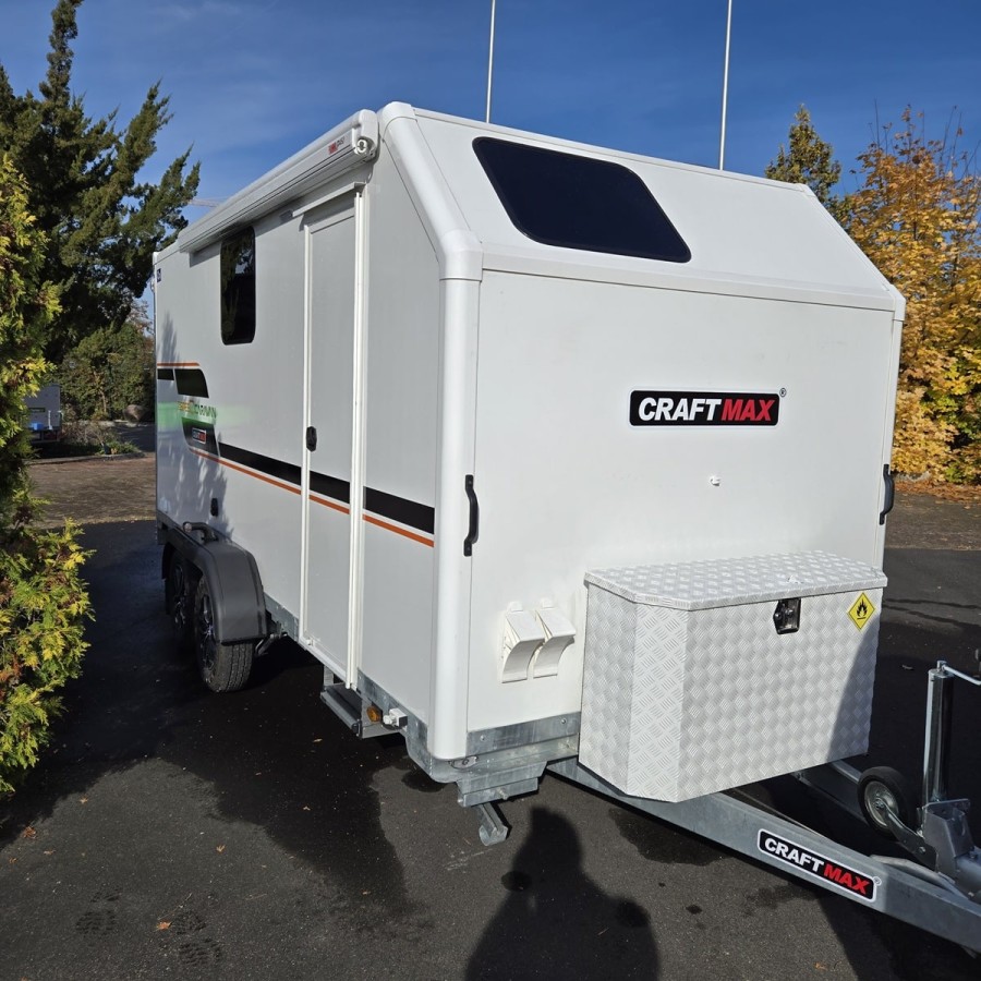 CRAFTMAX®-SPEEDCARAVAN®-full-Options-2700-Tandem-5.00x2.00x2.00m-ThermoSandwich-mit-Bett-Kueche-Sanitaerbereich-Ladebordwand-100